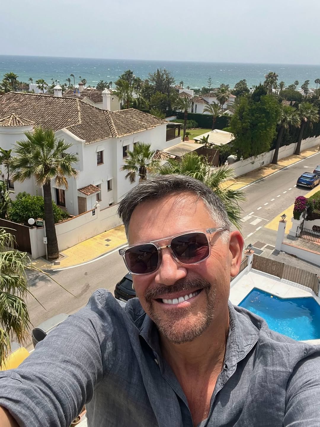 Krzysztof Ibisz pochwalił się zdjęciem ze swoją mamą. Kobieta skończyła 88 lat!